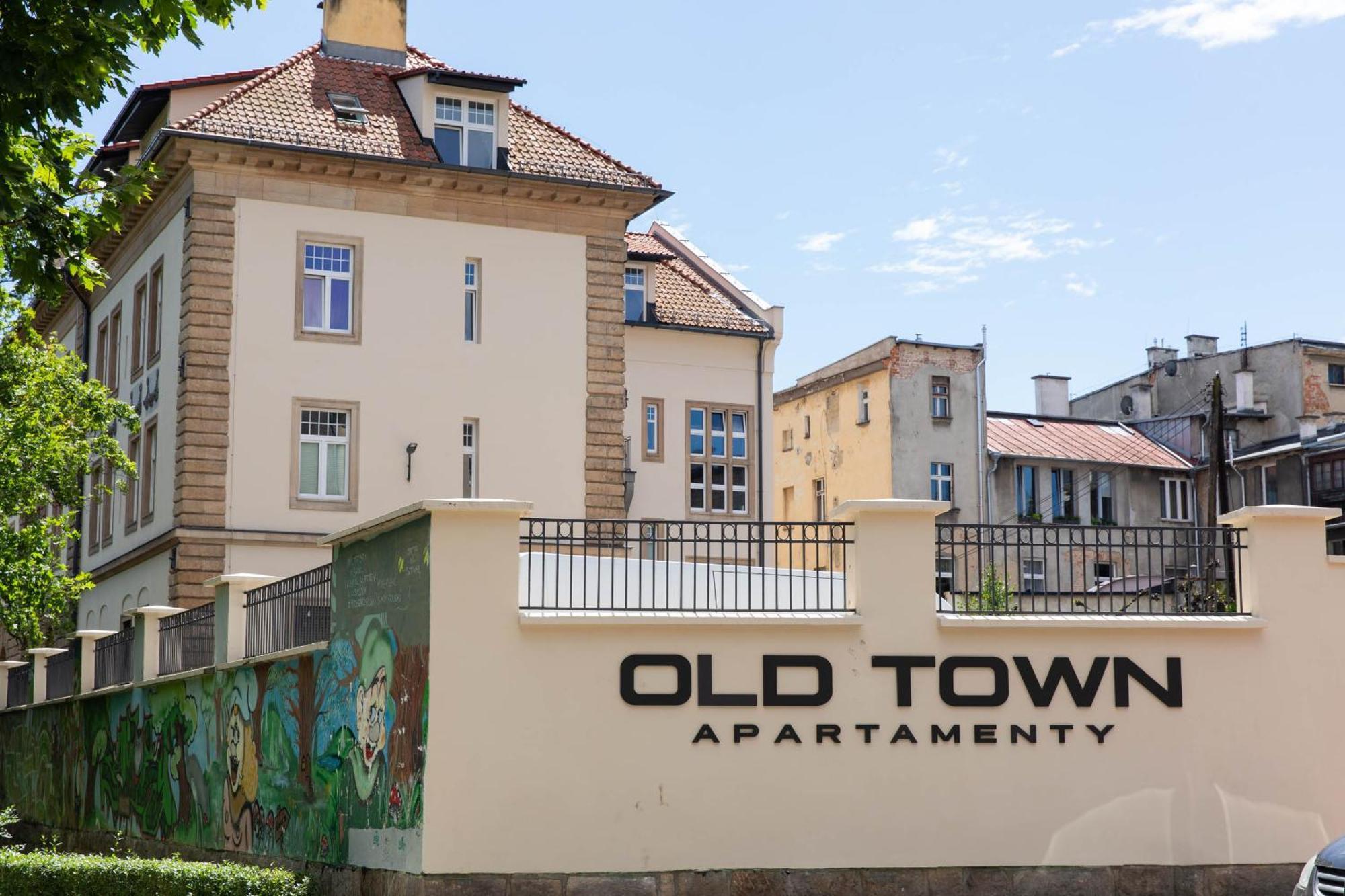 Ferienwohnung Apartament Old Town Premium Z Balkonem Kłodzko Exterior foto